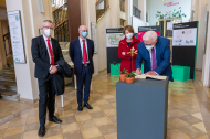 Bundespräsident Frank-Walter Steinmeier besucht Botanischen Garten Berlin Bundespräsident Frank-Walter Steinmeier besucht Botanischen Garten Berlin
