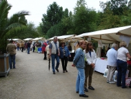 Kunstmarkt. Foto: Stefan Martinkat, Kulturamt Steglitz-Zehlendorf Kunstmarkt. Foto: Stefan Martinkat, Kulturamt Steglitz-Zehlendorf